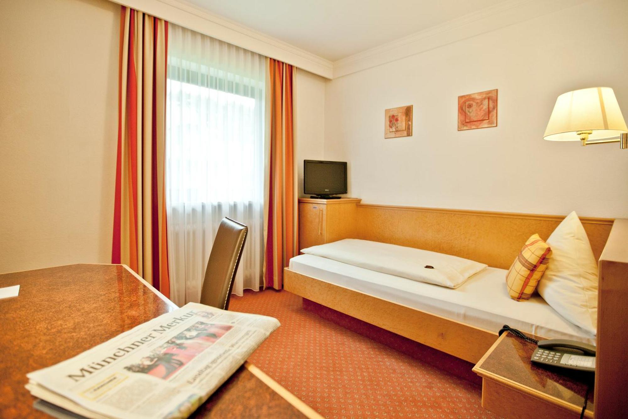 Wuermtaler Gaestehaus Грефельфинг Номер фото