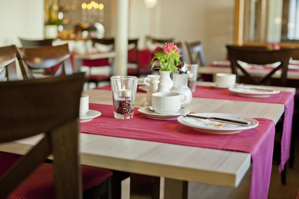 Wuermtaler Gaestehaus Грефельфинг Экстерьер фото